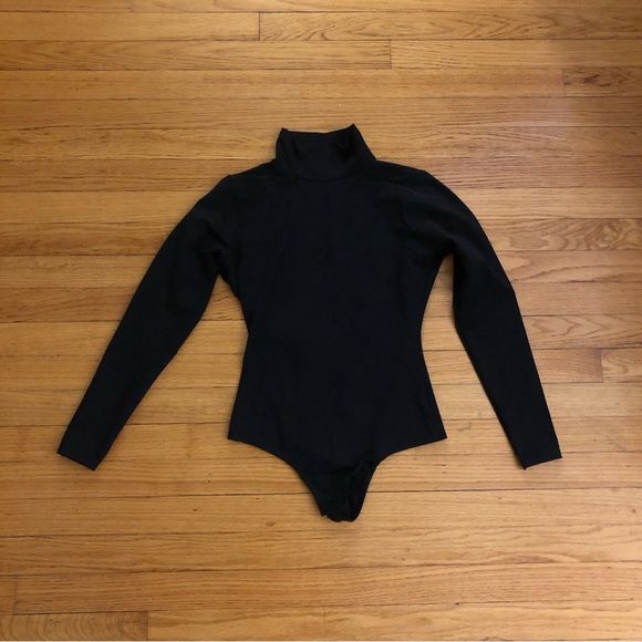 SPANX Suit Yourself Long Sleeve Turtleneck Thong Bodysuit - Picture 7 of 9